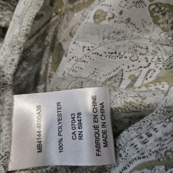 Paisley Sleeveless Top - Green - Picture 8 of 10